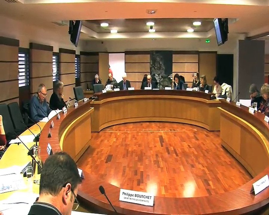 "Le problème de la métropole est bien un problème d'argent", H. Cambessédès