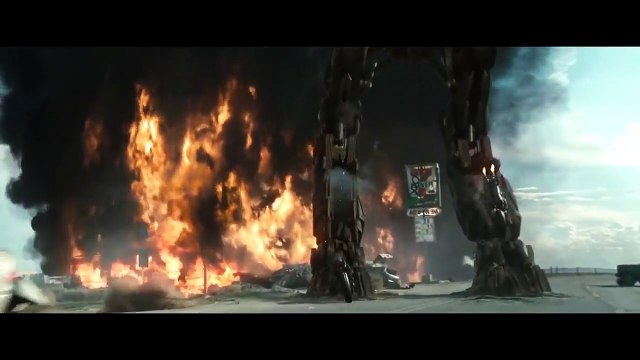 اقوى قتال من فلم Terminator Salvation & سباق الصحراء