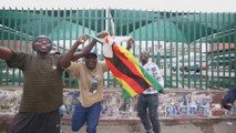 Miles de personas protestan en Zimbabue contra el presidente Mugabe