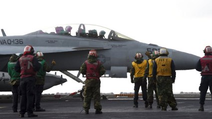 ABD'de Gökyüzüne Erkek Cinsel Organı Çizen Pilotlara Soruşturma