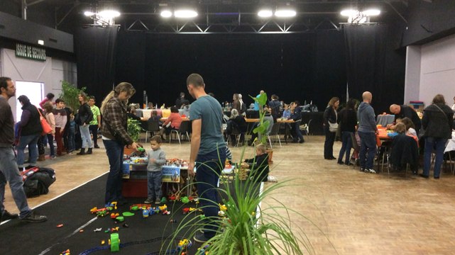 Franc succès pour la grande salle de jeux