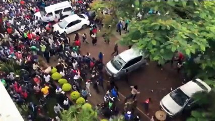 Des milliers de Zimbabwéens dans la rue pour réclamer le départ de Robert Mugabe