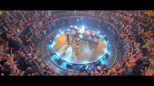 Muere Malcolm Young, fundador y guitarrista de AC/DC