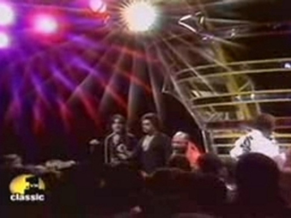 Carl Douglas - Kung Fu Fighting [VH1 Classic 1979]