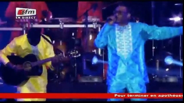 Youssou Ndour célèbre Serigne Fallou à Bercy