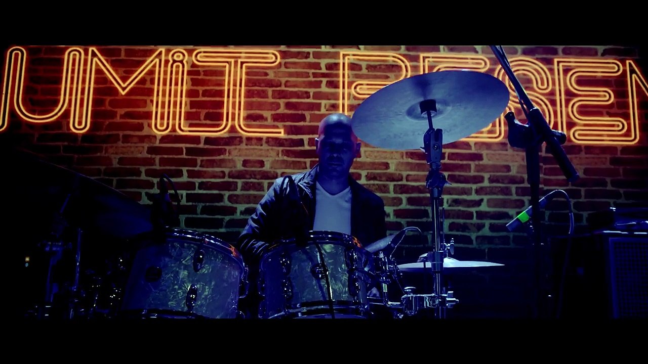 Ümit Besen - Kim Dokunduysa Sana Ona Git