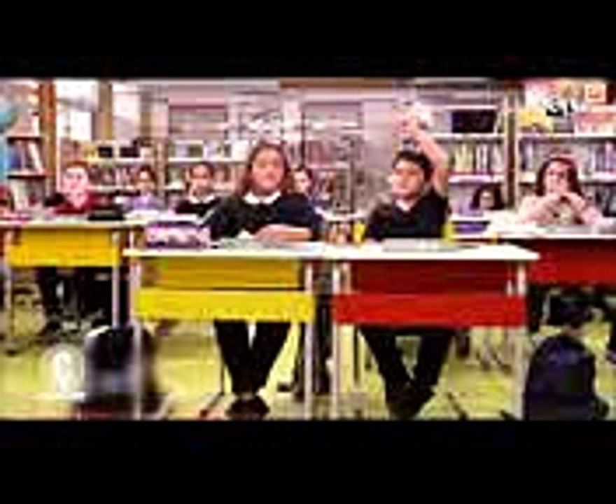 Anne Hidalgo, pas de pitié au tableau ! - C'est Canteloup du 16 novembre 2017
