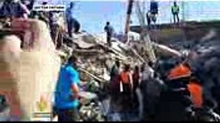 Iraq-Iran quake Death toll rises to over 400 (2)