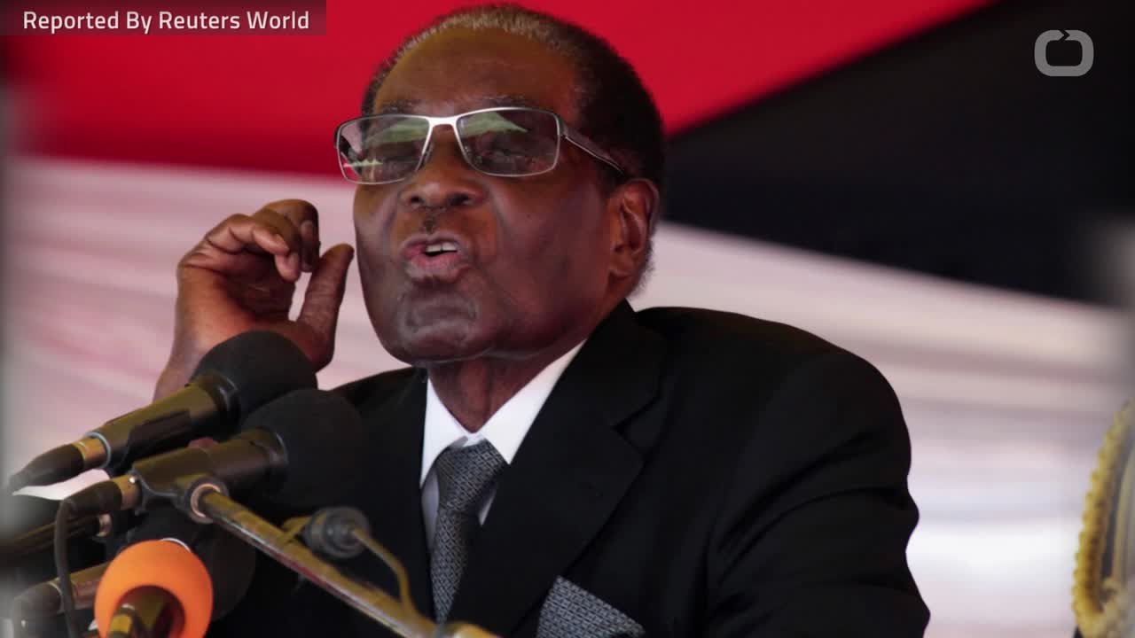 Zimbabwe Protesters Begin Marching Towards Mugabe Residence