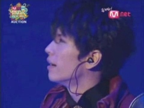 Gackt - Dispar+Redemption [Mnet KM Festival - 17.11.2007]