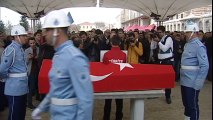 Yunan Halterci Leonidis, Naim Süleymanoğlu'nun Tabutunu Öperek Rakibine Veda Etti