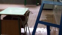 Cerignola: piove nelle aule del liceo artistico. Il video diventa virale - VIDEO