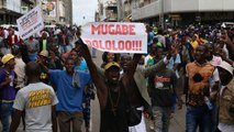 Mugabe cacciato dalla presidenza dello ZANU-PF