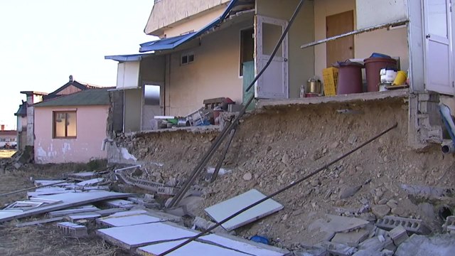 포항 여진 발생...정부 '액상화 현상' 확인 / YTN