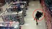 Markette Alışveriş Yapan Polis, Kucağındaki Çocuğuyla Soyguncularla Çatışmaya Girdi