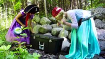 Frozen Elsa TREASURE HUNT w_ Rapunzel Joker Spiderman Shopping Addict Superhero in real life IRL | Superheroes | Spiderman | Superman | Frozen Elsa | Joker