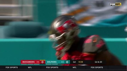 Ryan Fitzpatrick finds wide open O.J. Howard for 24 yards