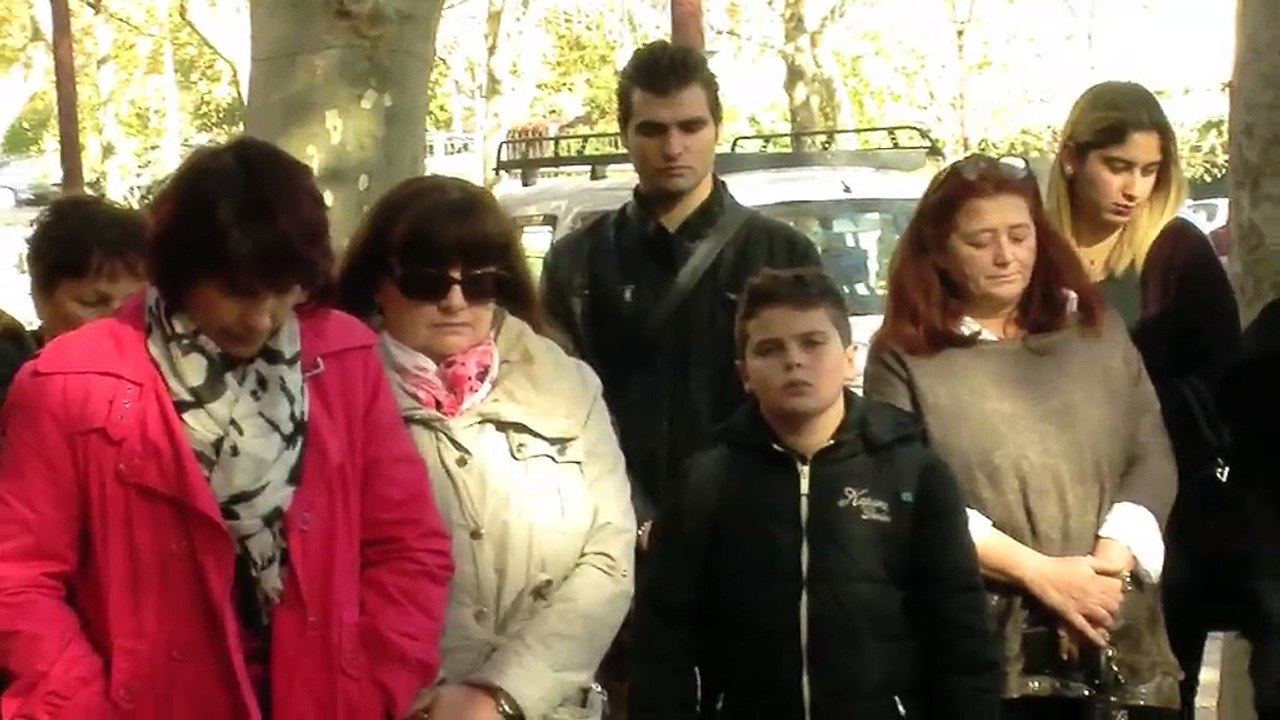 Extraits de la minute de silence, du chant de l'hymne national et du discours de Mme le Maire.