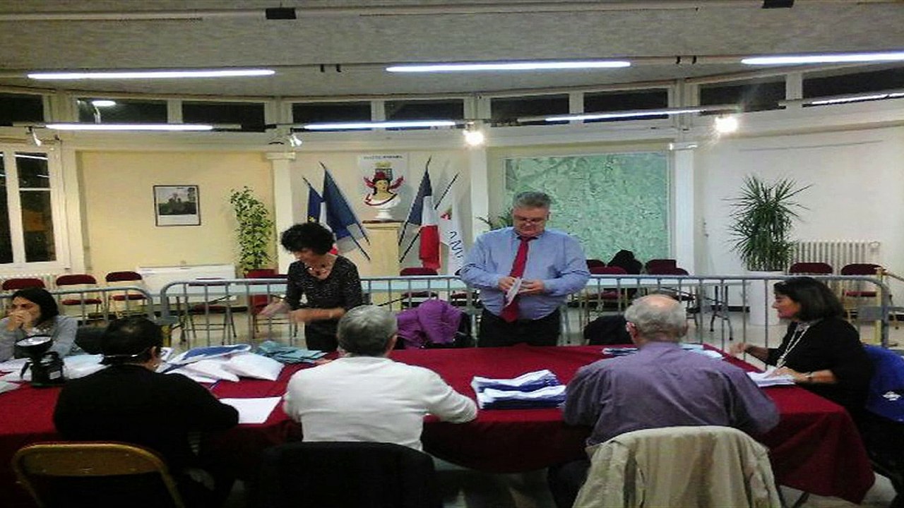 Vivez l'ambiance du dépouillement de Miramas avec Gwladys Saucerotte.