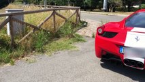 Il double 285 voitures au volant de sa Ferrari F458 en 10 minutes