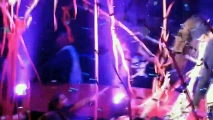 hot selena gomez OOPS!