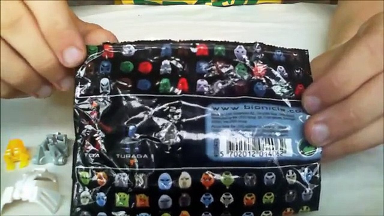 Bionicle: Unboxing 10 new Kanohi mask packs. (Original Mata version)