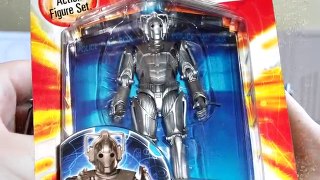 Doctor Who Yesteryear Reviews: The Cybermen Figures