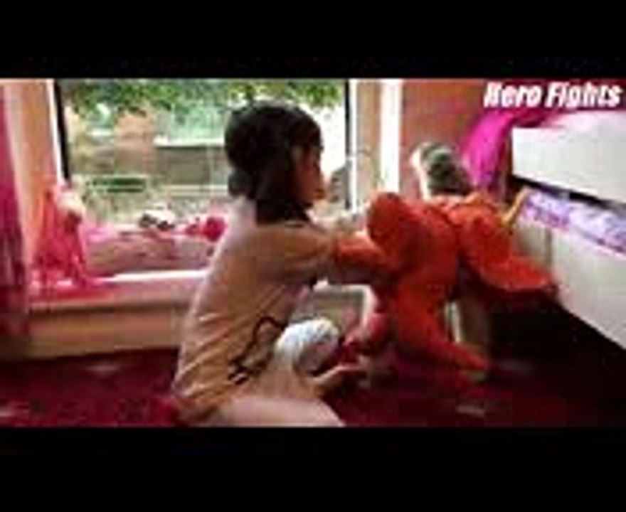 Giant Spider Attack Bad Baby Girl In Bed Sleeping  DADDY FREAKS OUT!! (1)