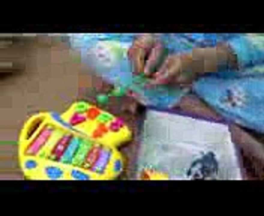 Bad Baby Doctor Victoria & Sick Annabelle Toy Freaks Hidden Surpise Egg