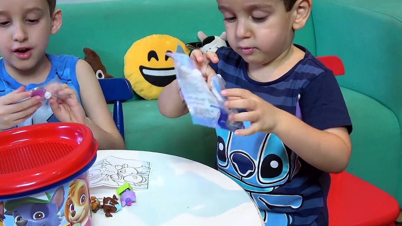 Patrulha Canina Balde com Surpresas Frozen Brinquedos Infantil Em Portugues