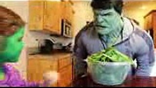 Blue Spiderman vs Hulk Mom vs Bad Baby Hulk & Hulk Dad - Food Fight  Real Life Superhero Movie