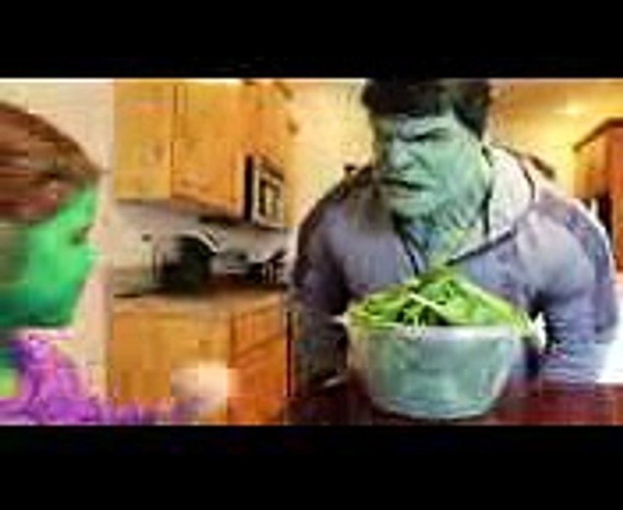 Blue Spiderman vs Hulk Mom vs Bad Baby Hulk & Hulk Dad - Food Fight  Real Life Superhero Movie