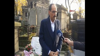 Télécharger la video: Cumhurbaşkanlığı Sözcüsü Kalın Ahmet Kaya'nın mezarını ziyaret etti