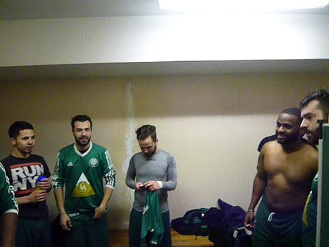 Seniors B, dimanche 19 novembre 2017 : championnat, victoire 4-1 à Noisiel. Buteurs Kamel, Max Roy, Tony Dubois et MARIANO