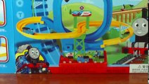Video For Children Toy Trains Thomas and Friends Trains Loop Set For Kids Kiddies Toddlers Videos