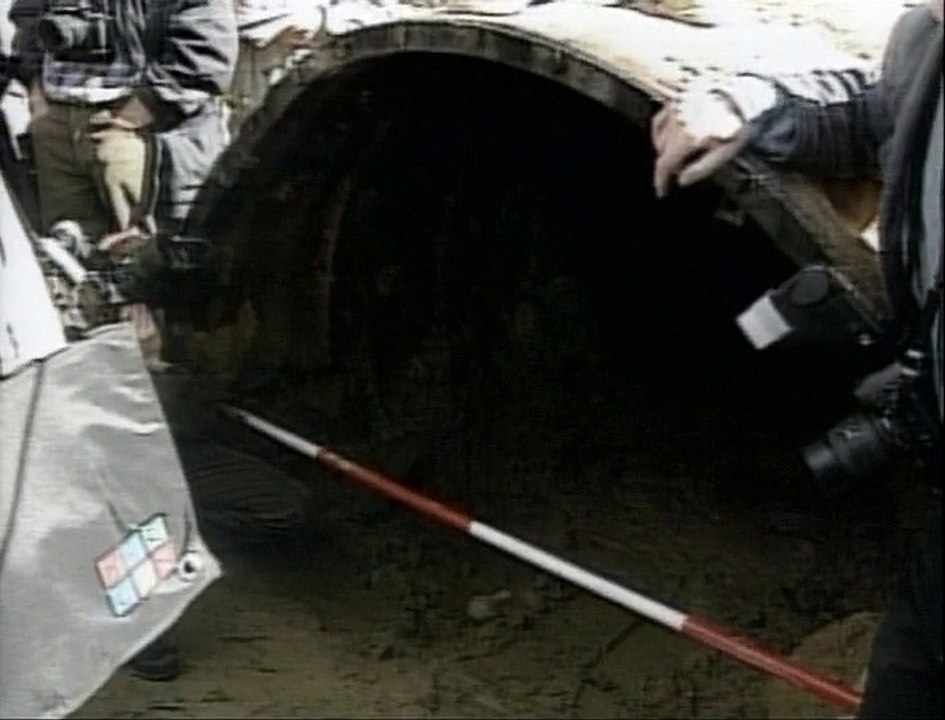 HC Spy Web International Espionage 02of15 Berlin Spy Secrets