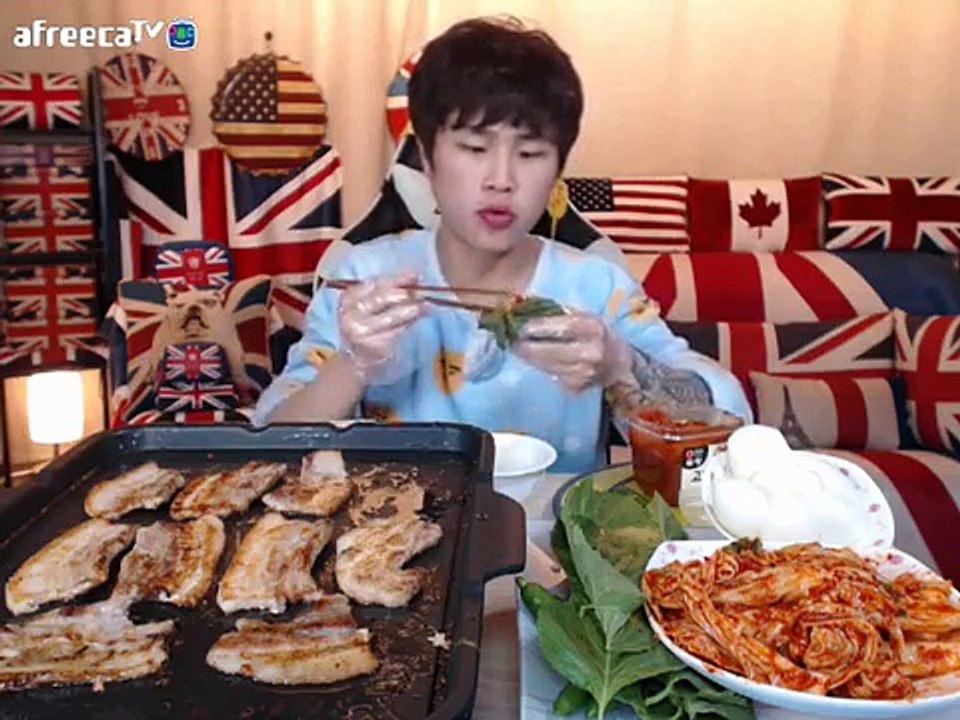 BJ꽃돼지 삼겹살롤~?실화냐 먹방