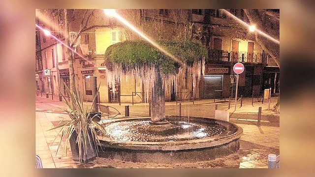 Quelques images de la fontaine aux stalactites ...