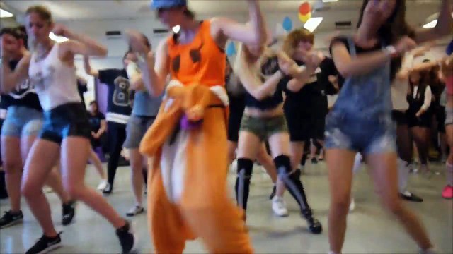 NÄRCON sommar new: KPOP random dance play (#2) KP