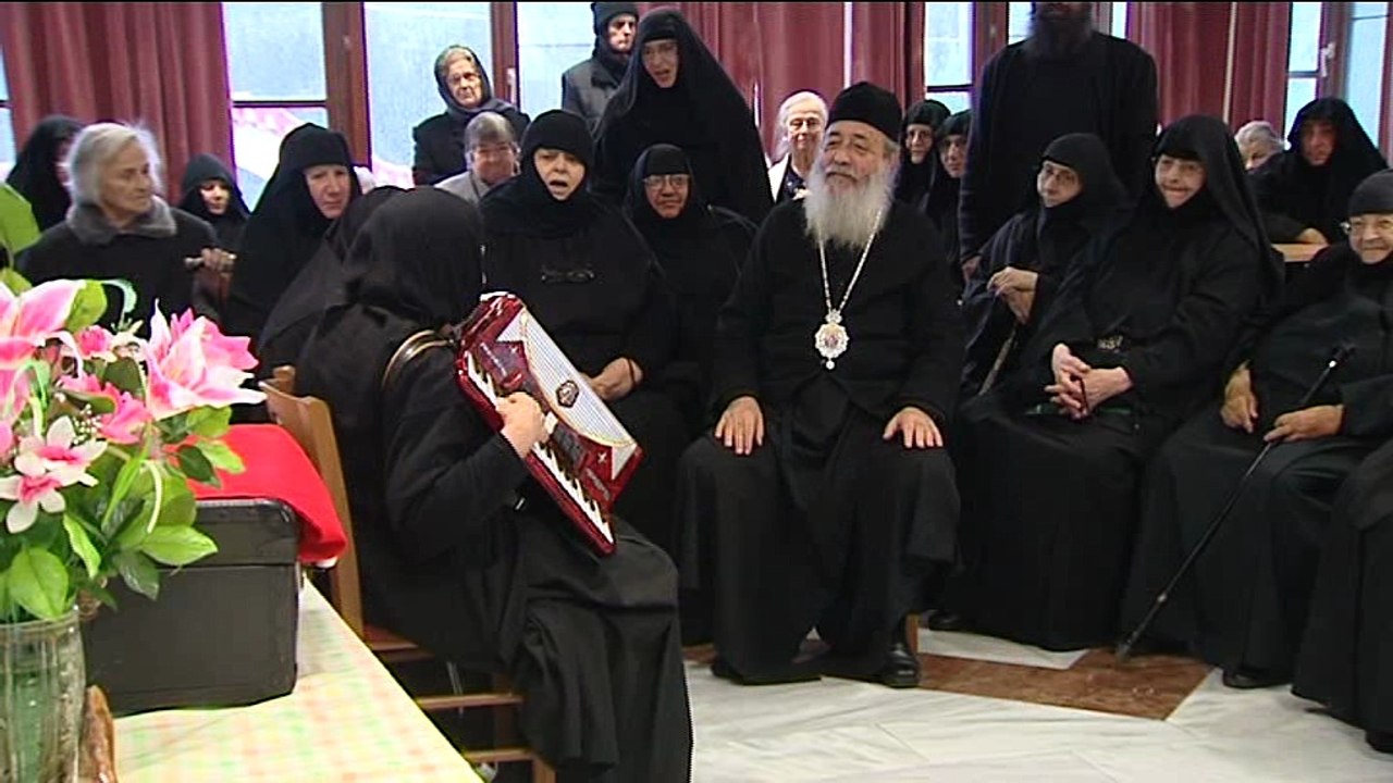 Όμορφες στιγμές στο γηροκομείο Στυλίδα της Ιερά...