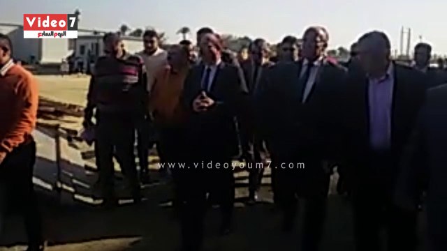 محافظ بنى سويف ووزير التنمية المحلية يتفقدان سير العمل بمشروع محور عدلى منصور