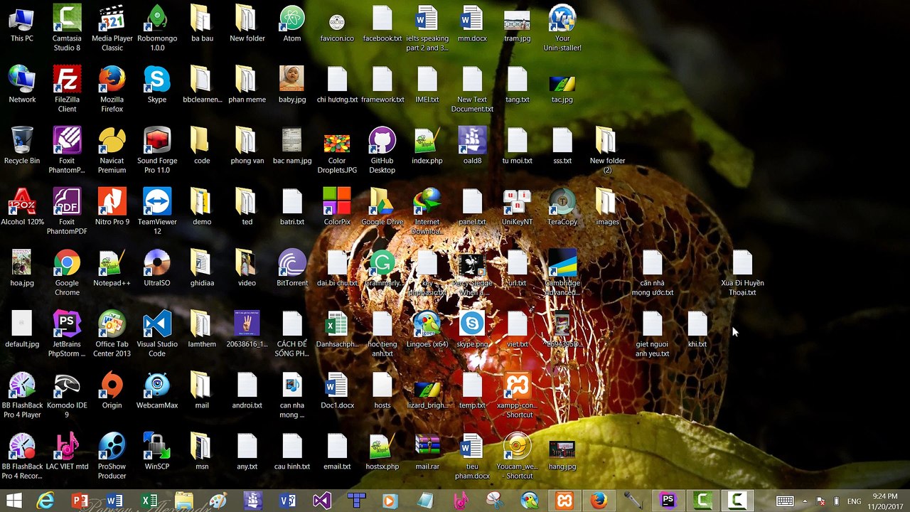 Bài 5 : Thay đổi theme cho admin