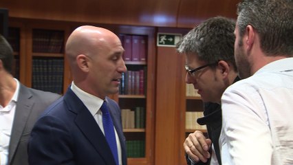 Rubiales renuncia a la presidencia de la AFE