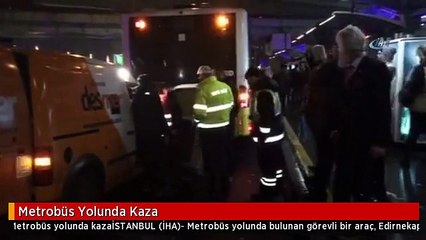 Metrobüs Yolunda Kaza