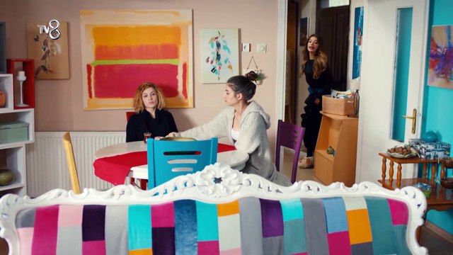 Kaçak Gelinler 25.Bölüm - Kainat Rock'çı Olursa!