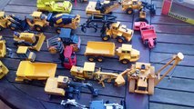 Vídeo para niños Maquinas RC radio control construcción camión excavadora tror obras juguetes RC
