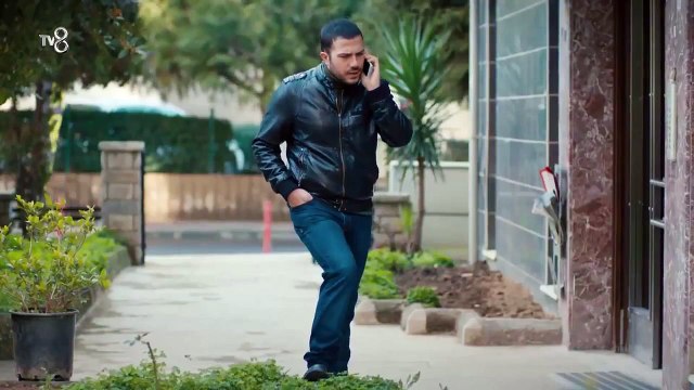 Kaçak Gelinler 29 Bölüm Önder, Pınar hakkındaki gerçekleri öğreniyor!