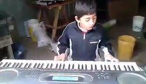Ese Cariño Que te Regalé - Niño Pianista Cumbia Ecuatoriana