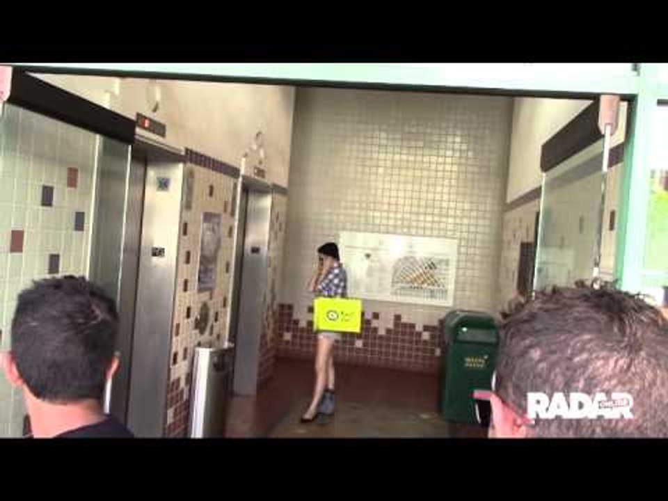 Rumer Willis in a boot shopping in Beverley Hills