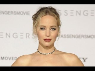 Jennifer Lawrence’s Friends ‘Can’t Stand’ Her New Boyfriend!